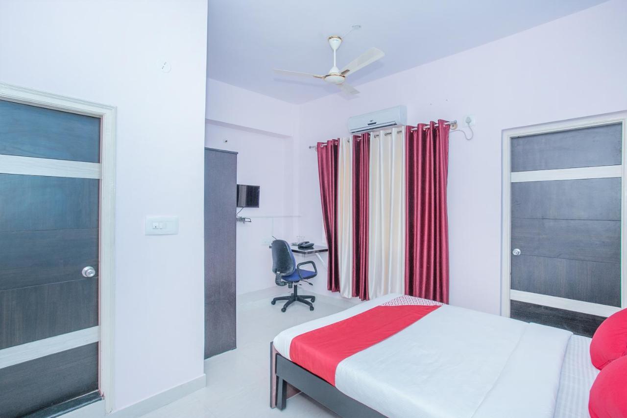 Oyo 24069 Flagship Aaira Inn บังกาลอร์ ภายนอก รูปภาพ